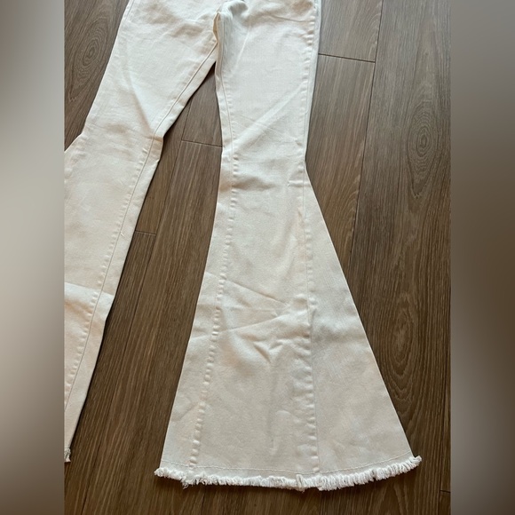 Altar'd State Cream Denim Pants Super Flare Size Small - Picture 3 of 6